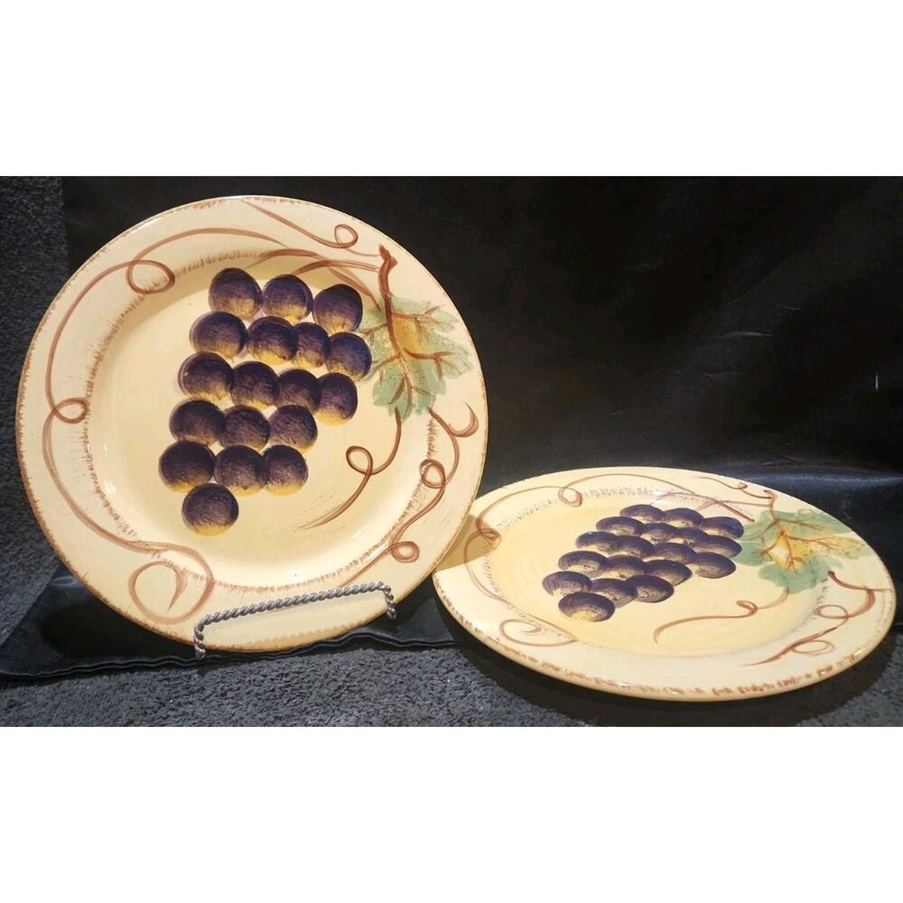 tabletops unlimited Vino 8 1/2" Salad Plates Excellent Set Of 2